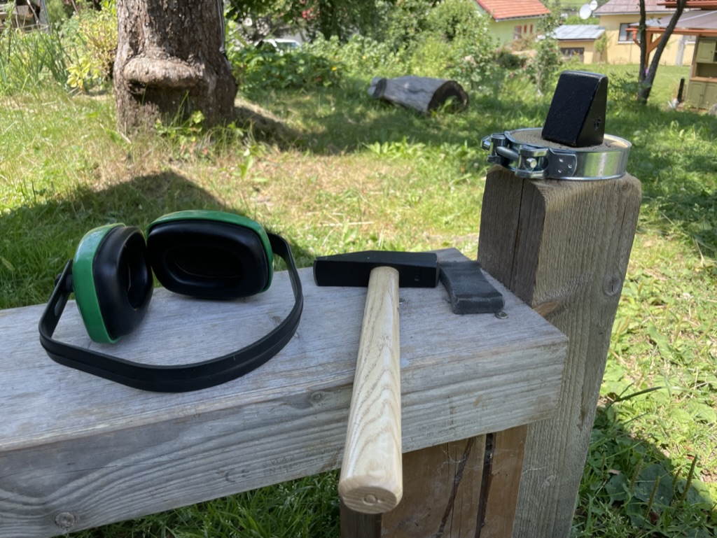 Náradie na kovanie kosy